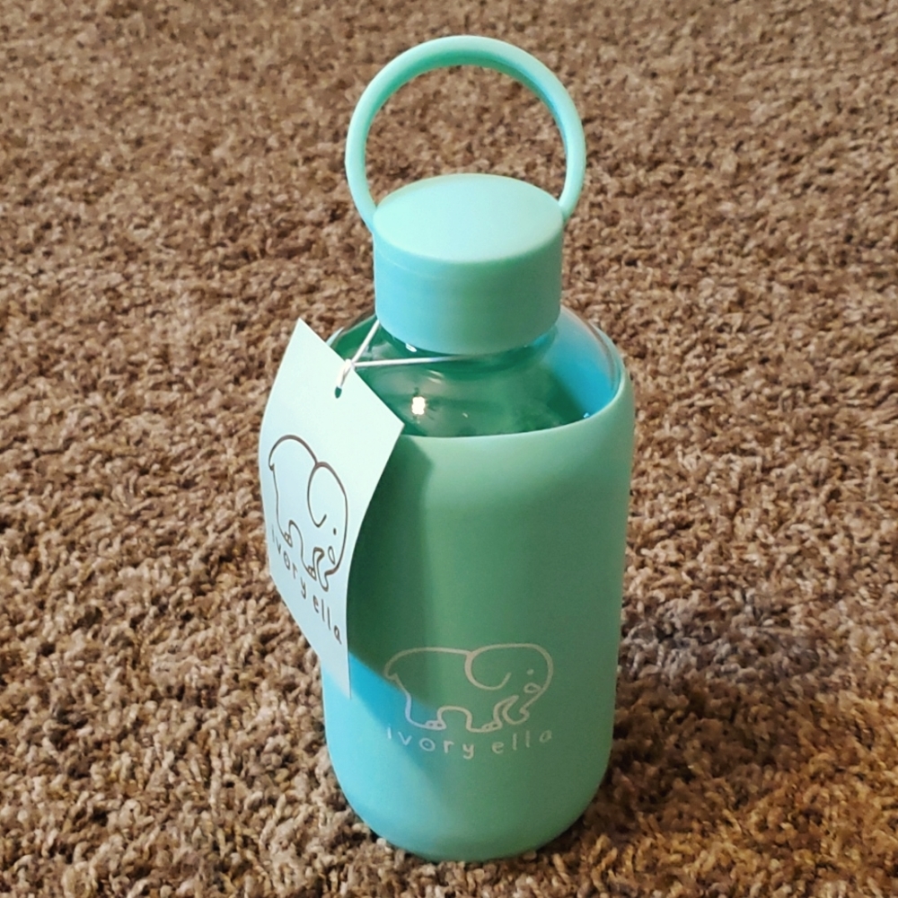 Ivory Ella mint green silicone sleeve water bottle